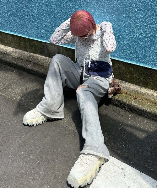 Alley Tokyo(アリートーキョー)の「ウエストポーチ(ボディバッグ/ウエストポーチ・レディース・イエロー/マルチ/ネイビー/ブラック/レッド・FREE)」の19枚目の写真