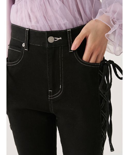 SNIDEL(スナイデル)の「【00サイズあり】リボンレースアップデニムパンツ(デニムパンツ・レディース・ライトブルー/ブルー/ブラック・00/0/1)」の9枚目の写真