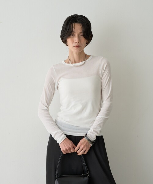qualite(カリテ)の「【接触冷感素材】ストレッチフライスカットソー(Tシャツ/カットソー・レディース・その他/オフホワイト/チャコールグレー・フリー)」の5枚目の写真