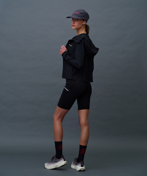 MENASOO（ミナス）の「Face Cover Zip Up Jersey_Black（ナイロンジャケット・レディース・ブラック・SMALL/MEDIUM/LARGE/X-LARGE）」の6枚目の写真