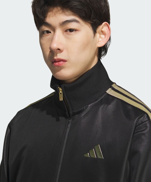 adidas（アディダス）の「Stadium Gold レギュラーフィット トラックトップ / ジャージ / トラックジャケット / アディダス adidas（ジャージ・メンズ・ブラック×ゴールド・MEDIUM/SMALL/X-SMALL/X-LARGE/LARGE/3XL/XX-LARGE）」の4枚目の写真