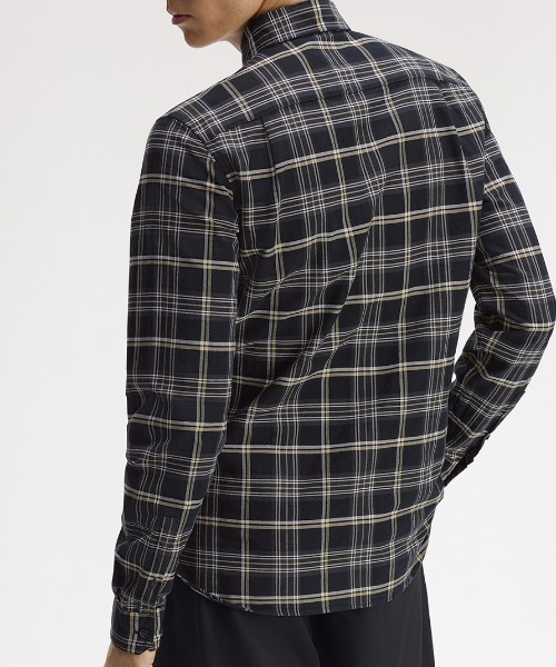 FRED PERRY(フレッドペリー)の「【先行予約受付中】Champagne Tartan Shirt/シャンパンタータンチェックシャツ(シャツ/ブラウス・メンズ・ブラック・M/L/S)」の8枚目の写真