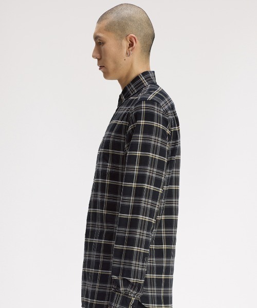 FRED PERRY(フレッドペリー)の「【先行予約受付中】Champagne Tartan Shirt/シャンパンタータンチェックシャツ(シャツ/ブラウス・メンズ・ブラック・M/L/S)」の4枚目の写真