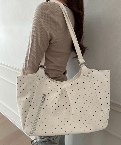 apres jour(アプレジュール)の「【apresjour ×ARIAZ】ドット柄トートバッグ(トートバッグ・レディース・ホワイト系その他/ブラック系その他・FREE)」の1枚目の写真