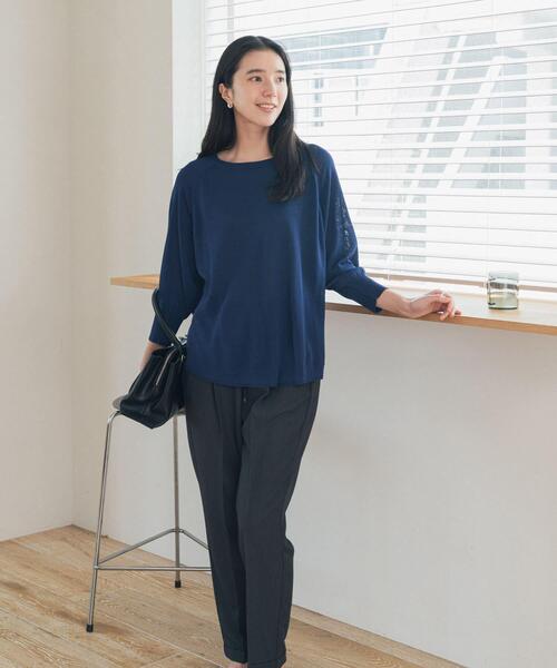 URBAN RESEARCH DOORS(アーバンリサーチドアーズ)の「ドライタッチラグランニットプルオーバー(ニット/セーター・レディース・チャコールグレー/ブラック/ブルー・FREE)」の16枚目の写真