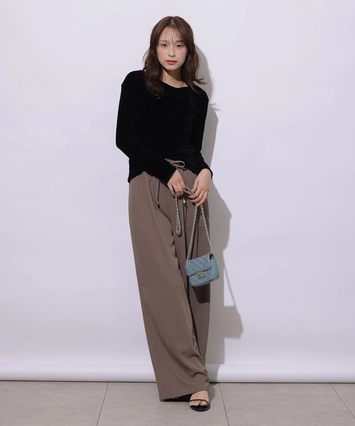 Mystrada(マイストラーダ)の「ドレープベロアカットソー(Tシャツ/カットソー・レディース・ブラック/オフホワイト・38)」の13枚目の写真