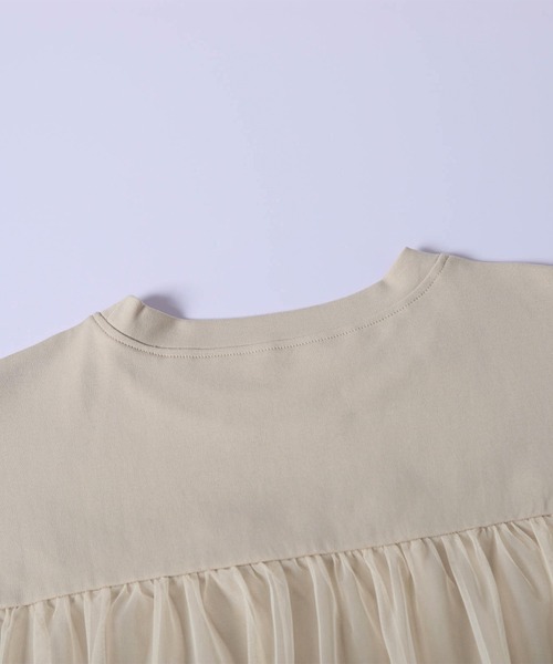 AMELY(エミリー)の「チュールレイヤード ロングTシャツ/ふんわり/フェミニン(Tシャツ/カットソー・レディース・グレー/ブラック/ベージュ・フリー)」の8枚目の写真
