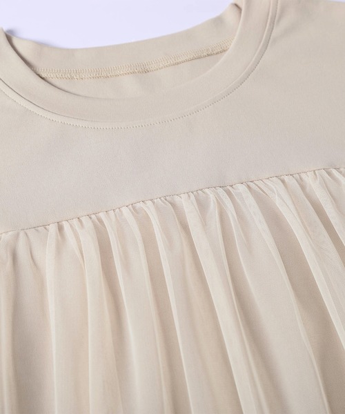 AMELY(エミリー)の「チュールレイヤード ロングTシャツ/ふんわり/フェミニン(Tシャツ/カットソー・レディース・グレー/ブラック/ベージュ・フリー)」の9枚目の写真