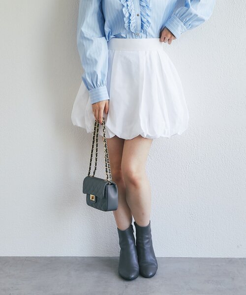 La boutique BonBon(ラブティックボンボン)の「【KAZUMI監修・大人女子におすすめ】タフタバルーンminiスカート(スカート・レディース・ブラウン/ホワイト/ブラック・36/38)」の1枚目の写真