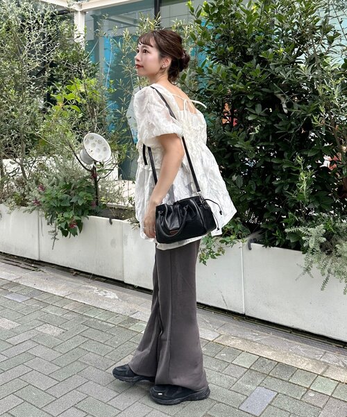 Kastane(カスタネ)の「【KATOMARI企画】EASY FLARE SWEAT PANTS(スウェットパンツ・レディース・グレー/チャコールグレー・0/1)」の15枚目の写真