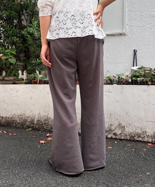 Kastane(カスタネ)の「【KATOMARI企画】EASY FLARE SWEAT PANTS(スウェットパンツ・レディース・グレー/チャコールグレー・0/1)」の22枚目の写真