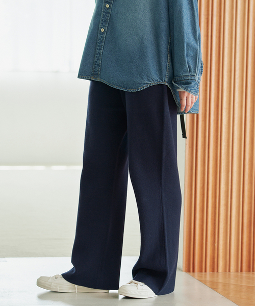 SLOBE IENA(スローブイエナ)の「《WEB限定/シリーズあり/》ウォッシャブルスムースニットパンツ(その他パンツ・レディース・チャコールグレー/ネイビー・FREE)」の13枚目の写真