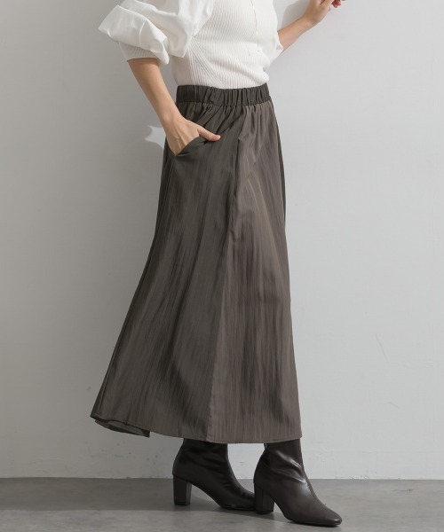 Material(Avenue)(マテリアル)の「【Material】シャドーナイロン チャーム付きメッシュポケット フレア イージー ロング スカート(スカート・レディース・ダークブラウン/テラコッタ/ブラック・FREE)」の7枚目の写真