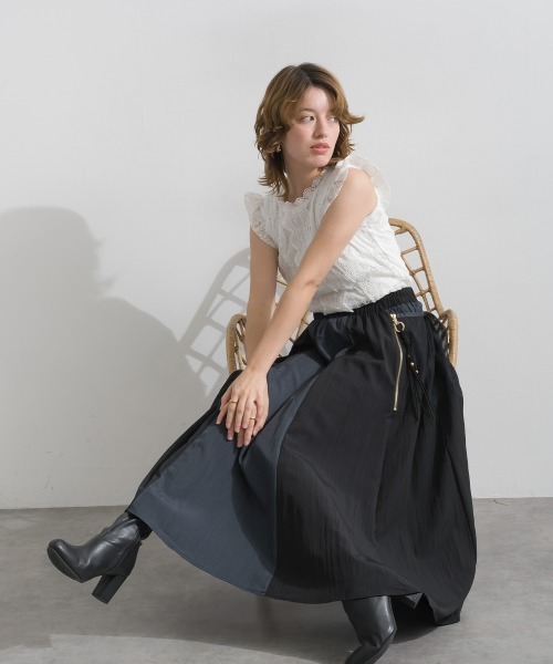 Material(Avenue)(マテリアル)の「【Material】シャドーナイロン チャーム付きメッシュポケット フレア イージー ロング スカート(スカート・レディース・ダークブラウン/テラコッタ/ブラック・FREE)」の11枚目の写真