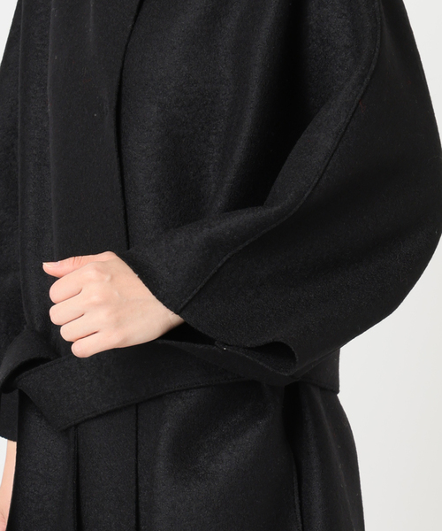 HARRIS WHARF LONDON(ハリスワーフロンドン)の「HARRIS WHARF LONDON 別注 Women kimono mantle pressed wool コート(その他アウター・レディース・ブラック/アイボリー・42)」の6枚目の写真