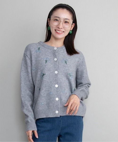 lodie(ロディ)の「ビーズ刺繍ニットカーデ(カーディガン/ボレロ・レディース・ブラック/グレー/アイボリー・FREE)」の3枚目の写真