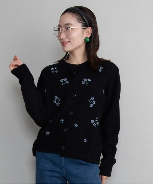 lodie(ロディ)の「ビーズ刺繍ニットカーデ(カーディガン/ボレロ・レディース・ブラック/グレー/アイボリー・FREE)」の1枚目の写真