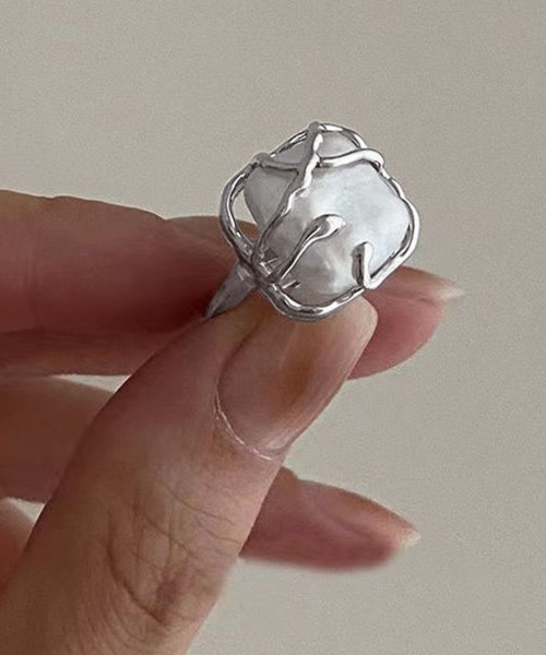 Miniministore(ミニミニストア)の「ニュアンスリング2点セット 重ね付け指輪(リング・レディース・シルバー・FREE)」の8枚目の写真