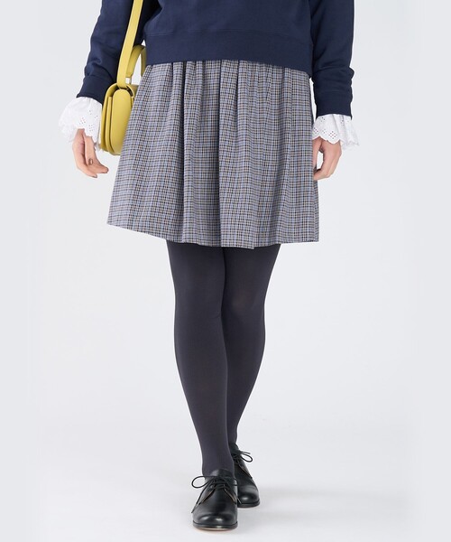 To b. by agnes b.(トゥービーバイアニエスベー)の「ガンクラブチェック コットン ミニスカート(スカート・レディース・グレー・40/38/36)」の3枚目の写真