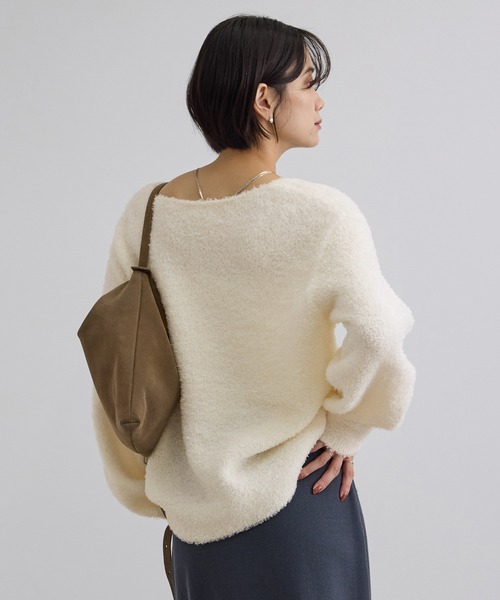 SALON adam et rope'（サロン アダム エ ロペ）の「【WEB限定】ループヤーンVネックプルオーバー（ニット/セーター・レディース・オフホワイト/チャコールグレー・FREE）」の11枚目の写真