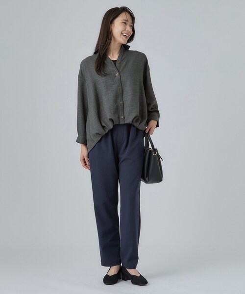 SHOO・LA・RUE（シューラルー）の「【S-LL】洗濯後しわになりにくい インしてる風シャツ（シャツ/ブラウス・レディース・チャコールグレー/ブルー/ライトベージュ/ブラウン系その他・04/03/02/01）」の7枚目の写真