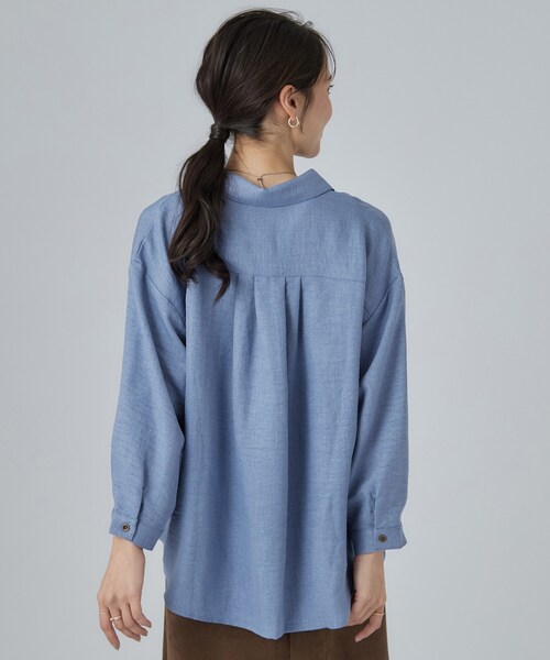SHOO・LA・RUE（シューラルー）の「【S-LL】洗濯後しわになりにくい インしてる風シャツ（シャツ/ブラウス・レディース・チャコールグレー/ブルー/ライトベージュ/ブラウン系その他・04/03/02/01）」の18枚目の写真
