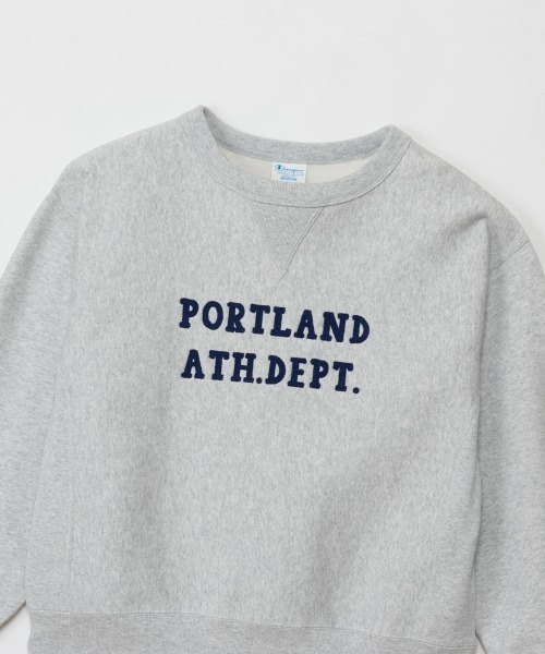 Champion（チャンピオン）の「チャンピオン Champion RW CREW NECK SWEATSHIRT（スウェット・レディース・ダークグレー/ライトグレー/ブラウン/ネイビー・M/L）」の9枚目の写真