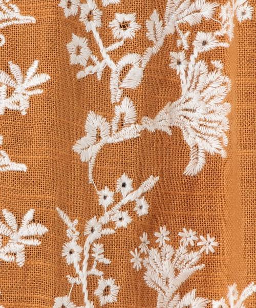 Another Edition（アナザーエディション）の「フラワー刺繍ガウン/ AEBC FLW EMB GOWN（カーディガン/ボレロ・レディース・オフホワイト/コバルトブルー/マスタード・フリー）」の10枚目の写真