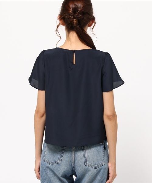 NATURAL BEAUTY BASIC(ナチュラルビューティーベーシック)の「フロッキーレースセットアップ ブラウス(シャツ/ブラウス・レディース・ネイビー/ベージュ・SMALL/MEDIUM)」の3枚目の写真