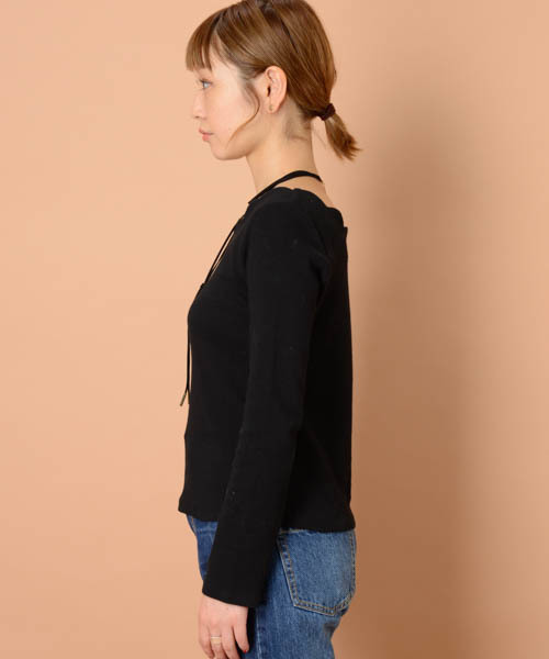 mystic(ミスティック)の「衿スカラッププルオーバー(Tシャツ/カットソー・レディース・レッド/ライトグレー/キャメル/ブラック/チャコールグレー・フリ-)」の16枚目の写真