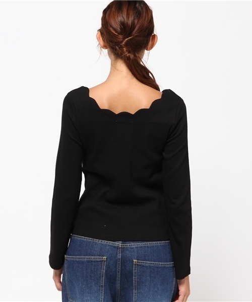 mystic(ミスティック)の「衿スカラッププルオーバー(Tシャツ/カットソー・レディース・レッド/ライトグレー/キャメル/ブラック/チャコールグレー・フリ-)」の10枚目の写真