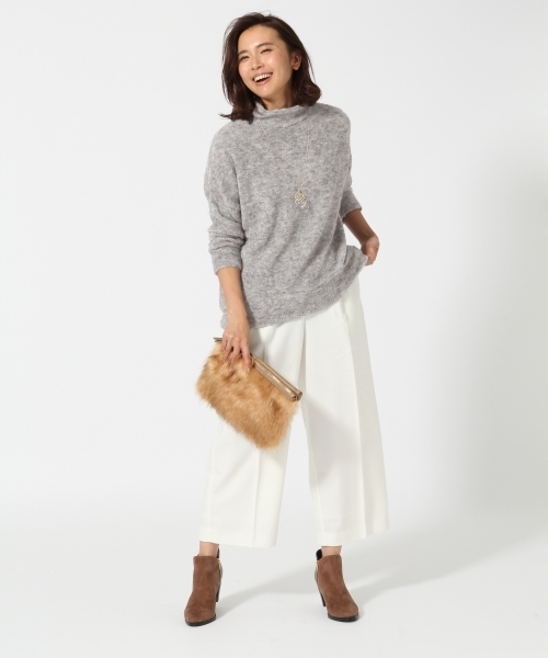 GLOBAL WORK（グローバルワーク）の「ベリーナパイルハイネックプルオーバー/742120（Tシャツ/カットソー・レディース・ブラック/ライトベージュ/ワインレッド/グレー・SMALL/LARGE/MEDIUM）」の5枚目の写真