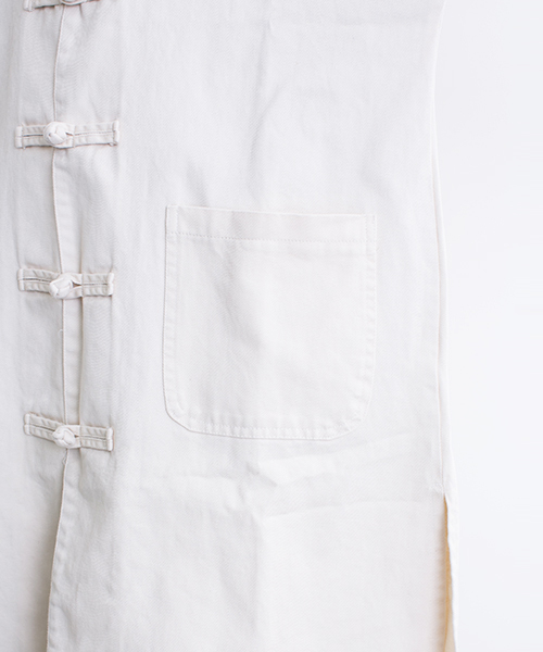 MERLOT（メルロー）の「チャイナボタンロングコート2229（その他アウター・レディース・アイボリー/チャコールグレー・FREE）」の3枚目の写真