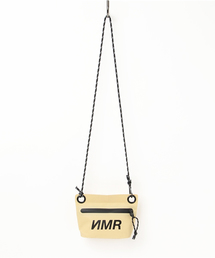 NUMERALS | NUMERALS / ZIPサコッシュS【niko and ...】(ボディバッグ/ウエストポーチ)