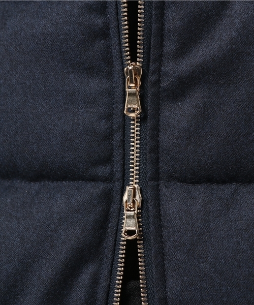 TATRAS（タトラス）の「TATRAS ショートダウンベスト LTA18A4572