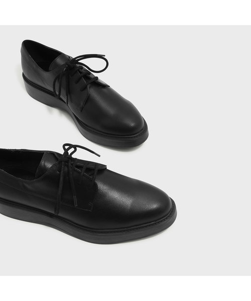 CHARLES & KEITH(チャールズ & キース)の「レースアップカバードフラット / LACE-UP COVERED FLATS(モカシン/デッキシューズ・レディース・ブラック/グリーン/ネイビー・24㎝/22.5cm/23.5cm/23cm/24.5㎝)」の8枚目の写真
