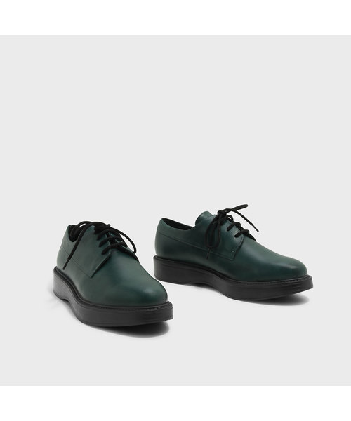 CHARLES & KEITH(チャールズ & キース)の「レースアップカバードフラット / LACE-UP COVERED FLATS(モカシン/デッキシューズ・レディース・ブラック/グリーン/ネイビー・24㎝/22.5cm/23.5cm/23cm/24.5㎝)」の15枚目の写真
