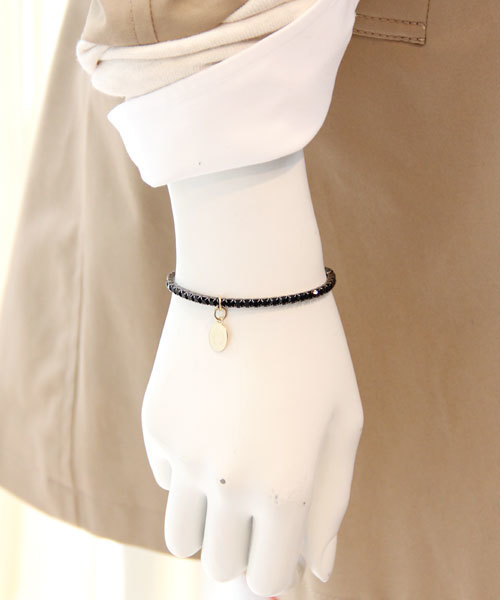 UNITED ARROWS（ユナイテッドアローズ）の「UA レンヅメ ホソ ブレスレット¨ ◆（ブレスレット・レディース・ホワイト/ピンク/オレンジ/ケリー/ロイヤルブルー/その他1/ブラック/レッド/ワインレッド/イエロー/ライム/ライトブルー/ライトピンク/その他2/その他3/その他4/その他5/ターコイズブルー/その他6/その他7/その他8・フリー）」の19枚目の写真