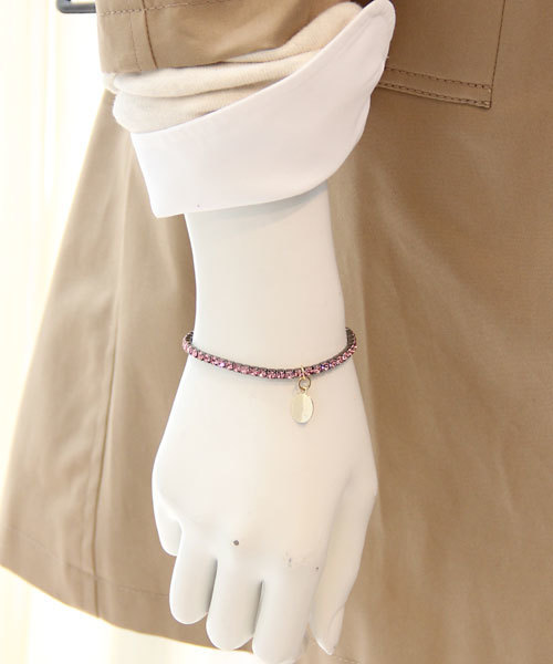 UNITED ARROWS（ユナイテッドアローズ）の「UA レンヅメ ホソ ブレスレット¨ ◆（ブレスレット・レディース・ホワイト/ピンク/オレンジ/ケリー/ロイヤルブルー/その他1/ブラック/レッド/ワインレッド/イエロー/ライム/ライトブルー/ライトピンク/その他2/その他3/その他4/その他5/ターコイズブルー/その他6/その他7/その他8・フリー）」の20枚目の写真