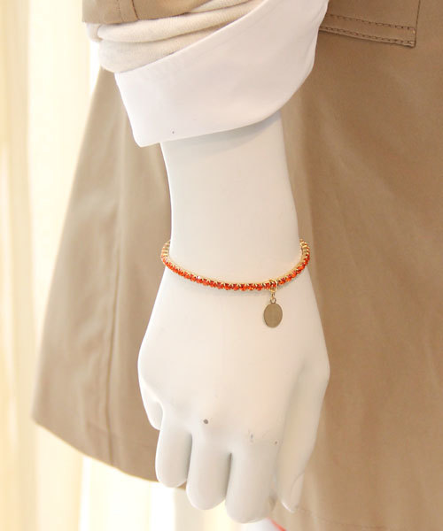 UNITED ARROWS（ユナイテッドアローズ）の「UA レンヅメ ホソ ブレスレット¨ ◆（ブレスレット・レディース・ホワイト/ピンク/オレンジ/ケリー/ロイヤルブルー/その他1/ブラック/レッド/ワインレッド/イエロー/ライム/ライトブルー/ライトピンク/その他2/その他3/その他4/その他5/ターコイズブルー/その他6/その他7/その他8・フリー）」の13枚目の写真