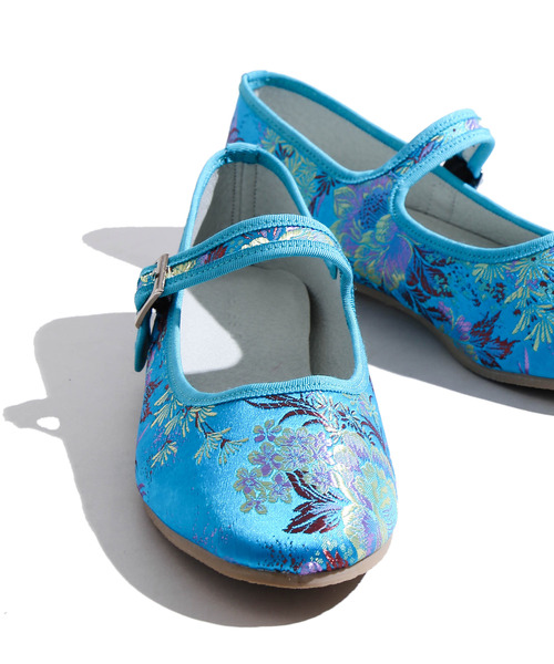 WEGO（ウィゴー）の「DISPARK/カンフーシューズ（パンプス・レディース・ターコイズブルー/ピンク/ブラック/レッド・LARGE/MEDIUM）」の3枚目の写真