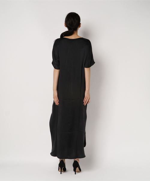 HELIOPOLE(エリオポール)の「5 PRE VIEW: LONG LOGO DRESS(ワンピース・レディース・ブラック・S)」の3枚目の写真