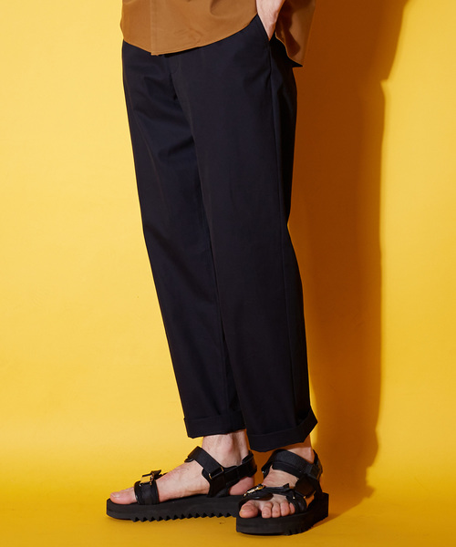 UNITED TOKYO（ユナイテッドトウキョウ）の「フィンクスコットンゴムパンツ（チノパンツ・メンズ・ベージュ/ネイビー/カーキ・1/2/3）」の3枚目の写真