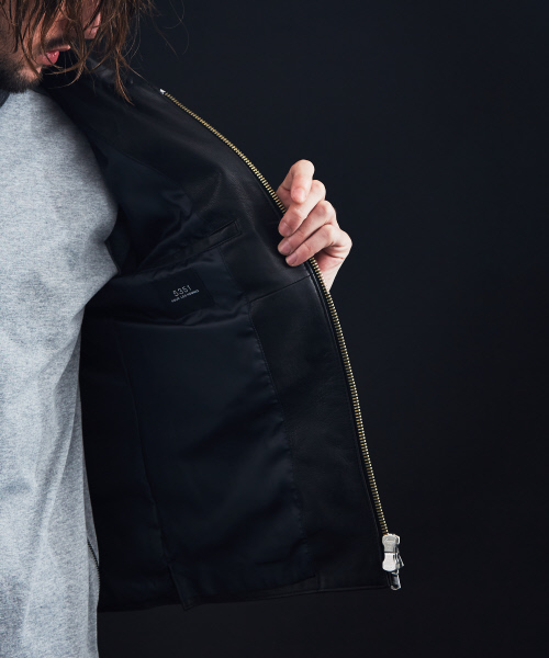 5351 POUR LES HOMMES(ゴーサンゴーイチプールオム)の「ベジタブルラムレザーブルゾン(ライダースジャケット・メンズ・ホワイト/グレー/ブラック・44(S)/46(M)/48(L))」の16枚目の写真