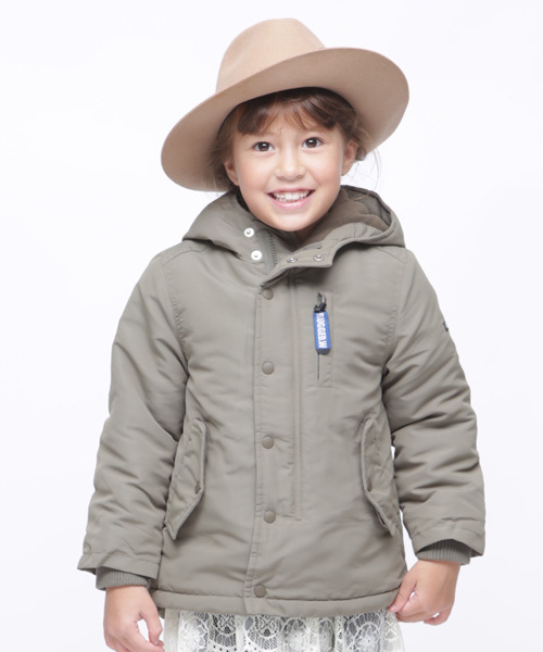 RUGGEDWORKS（ラゲッドワークス）の「フード付きマウンテンジャケット（マウンテンパーカー・キッズ・サンドベージュ/カーキオリーブ・90cm/110cm/100cm/120cm/130cm/140cm/150cm）」の2枚目の写真