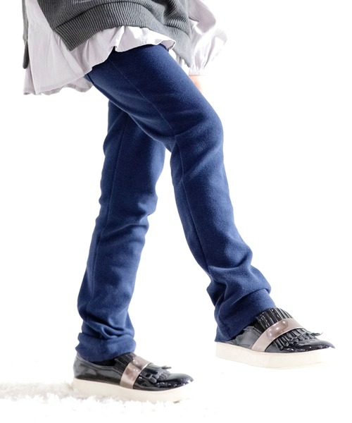 Bee des Bee（ビーデスビー）の「ストレッチパンツ（その他パンツ・キッズ・チャコール/マスタード/ワイン/グリーン系その他/パープル系その他/ブラック/ベージュ/ネイビー/グレー/レッド/カーキ/ピンク/ブルー/パープル/イエロー×グリーン/ターコイズブルー/レッドパープル/レッド系その他/オレンジ/ダークブラウン/ラベンダー/テラコッタ/ブルーグレー/パープル系その他2/ミント/ブルーグリーン/ライトブラウン/ホワイト・90cm/100cm/110cm/120cm/130cm/140cm/150cm/160cm）」の13枚目の写真