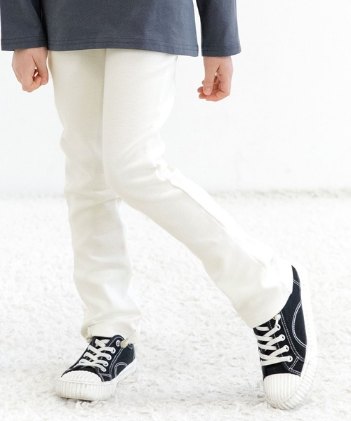 Bee des Bee（ビーデスビー）の「ストレッチパンツ（その他パンツ・キッズ・チャコール/マスタード/ワイン/グリーン系その他/パープル系その他/ブラック/ベージュ/ネイビー/グレー/レッド/カーキ/ピンク/ブルー/パープル/イエロー×グリーン/ターコイズブルー/レッドパープル/レッド系その他/オレンジ/ダークブラウン/ラベンダー/テラコッタ/ブルーグレー/パープル系その他2/ミント/ブルーグリーン/ライトブラウン/ホワイト・90cm/100cm/110cm/120cm/130cm/140cm/150cm/160cm）」の2枚目の写真