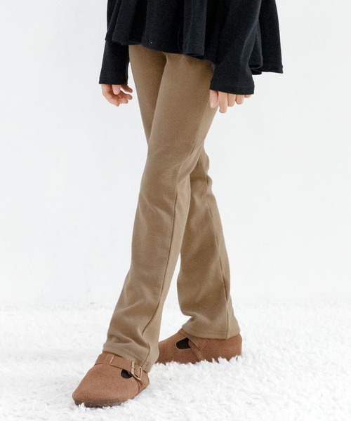 Bee des Bee（ビーデスビー）の「ストレッチパンツ（その他パンツ・キッズ・チャコール/マスタード/ワイン/グリーン系その他/パープル系その他/ブラック/ベージュ/ネイビー/グレー/レッド/カーキ/ピンク/ブルー/パープル/イエロー×グリーン/ターコイズブルー/レッドパープル/レッド系その他/オレンジ/ダークブラウン/ラベンダー/テラコッタ/ブルーグレー/パープル系その他2/ミント/ブルーグリーン/ライトブラウン/ホワイト・90cm/100cm/110cm/120cm/130cm/140cm/150cm/160cm）」の8枚目の写真