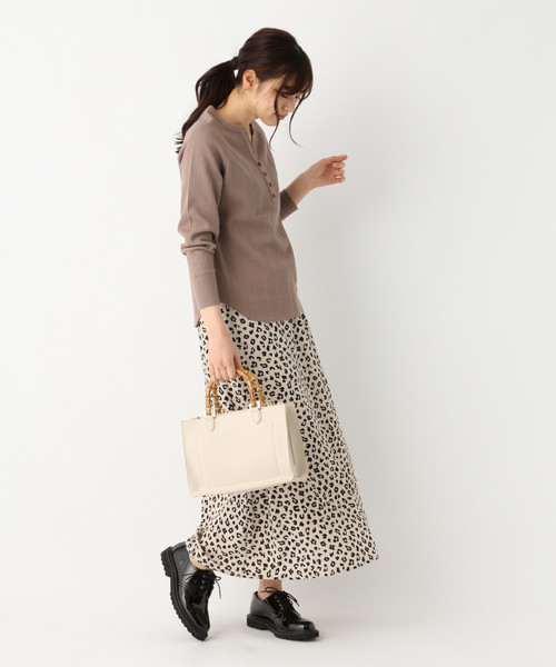 GLOBAL WORK(グローバルワーク)の「【UVカット】USA2WAYワッフルヘンリー/822626(Tシャツ/カットソー・レディース・ネイビー/オフホワイト/ミント/キャメル/パープル系その他4・MEDIUM/LARGE)」の7枚目の写真