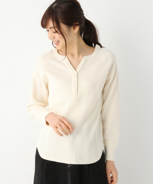 GLOBAL WORK(グローバルワーク)の「【UVカット】USA2WAYワッフルヘンリー/822626(Tシャツ/カットソー・レディース・ネイビー/オフホワイト/ミント/キャメル/パープル系その他4・MEDIUM/LARGE)」の13枚目の写真